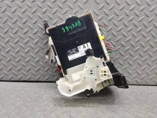 Запчасть блок предохранителей TOYOTA SAI 2012