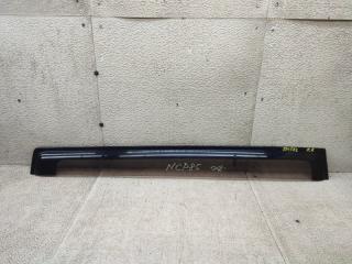 Фото запчасти ветровик задний правый TOYOTA SIENTA 2004 контрактная запчасть Запчасть ветровик задний правый TOYOTA SIENTA 2004