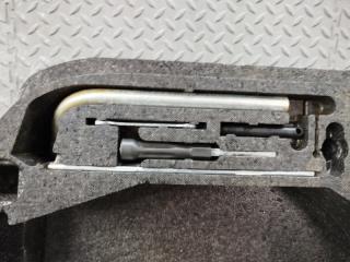 Ящик под инструменты AUDI TT 8J3 BUB 8J0864501 4 ракурс