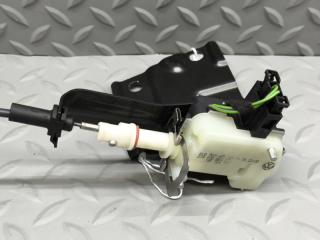 Замок лючка бензобака AUDI TT 8J3 BUB 8J0809985 2 ракурс