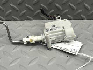 Замок лючка бензобака VOLKSWAGEN PASSAT B7 (365) CAX 3AA810773 4 ракурс