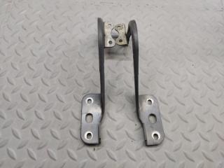 Петля капота SUZUKI WAGON R MH22S 1 ракурс