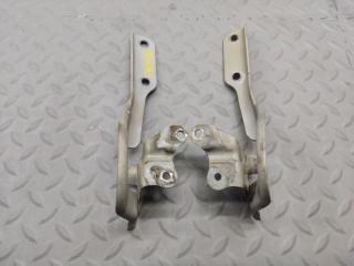 Петля капота SUZUKI WAGON R MH23S 2 ракурс