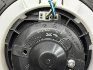 Мотор печки MAZDA PREMACY CWEFW LF B32H02 1J13 3 ракурс