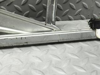 Стеклоподъемник левый передний TOYOTA VOXY ZRR70 85720-48070 4 ракурс