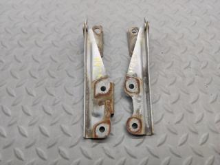 Петля капота MITSUBISHI MINICA H42A 1 ракурс Петля капота MITSUBISHI MINICA H42A 1 ракурс