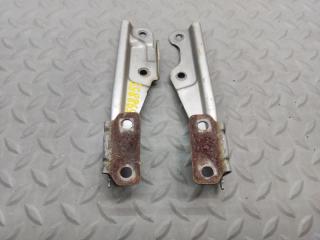 Петля капота MITSUBISHI MINICA H42A 2 ракурс Петля капота MITSUBISHI MINICA H42A 2 ракурс