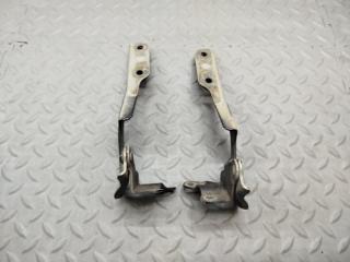 Петля капота SUZUKI WAGON R MH23S 2 ракурс