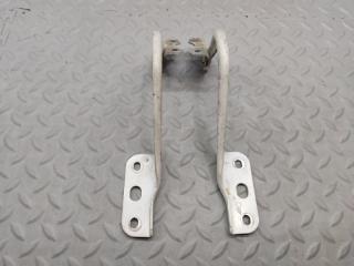 Петля капота SUZUKI WAGON R MH21S 1 ракурс