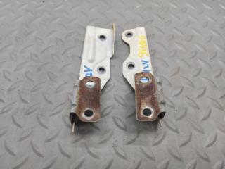 Петля капота MITSUBISHI MINICA H42V 2 ракурс Петля капота MITSUBISHI MINICA H42V 2 ракурс