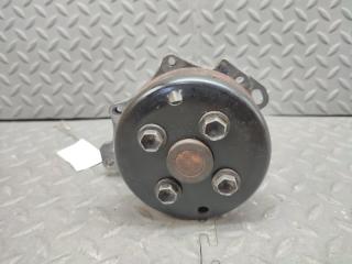 Помпа TOYOTA VOXY AZR65 1AZ-FSE 3 ракурс
