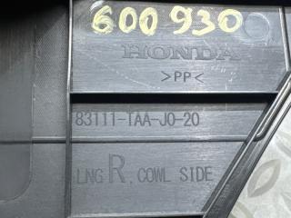 Пластик салона правый передний HONDA STEPWGN RP5 LFA 83111-TAA-J0-20 3 ракурс