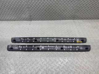 Накладка на порог TOYOTA CAMRY AXVH70 A25A-FXS 67911-33090 5 ракурс