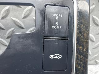 Консоль торпеды MERCEDES-BENZ CLS-CLASS X218 M276 DE35 (276.952) A2186805907 3 ракурс