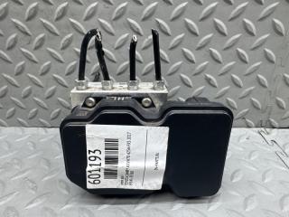 Блок abs TOYOTA CAMRY AXVH70 A25A-FXS 89541-33360 1 ракурс