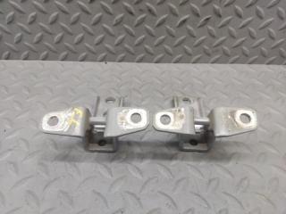 Петля дверная левая передняя NISSAN KIX H59A 3 ракурс