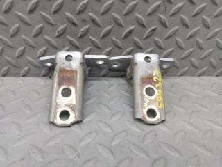 Петля дверная правая передняя NISSAN KIX H59A 2 ракурс