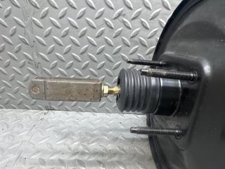 Главный тормозной цилиндр MAZDA MILLENIA TA5P KL 864-04700 2 ракурс