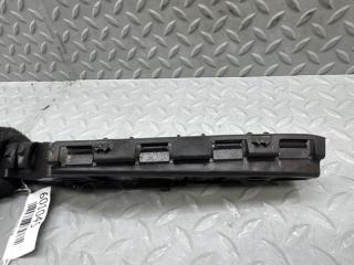 Крепеж бампера правый передний VOLKSWAGEN SCIROCCO 137 CAW 1K8807184A 3 ракурс