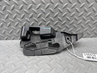 Запчасть крепеж бампера передний левый PEUGEOT 308 2012