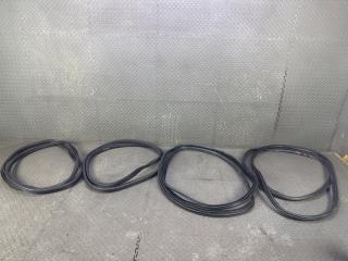 Уплотнение дверное HONDA STEPWGN RP5 LFA 190521 1727 1 ракурс