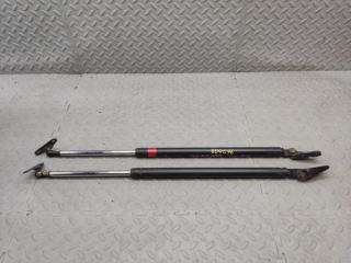 Запчасть амортизатор задней двери TOYOTA COROLLA 1998