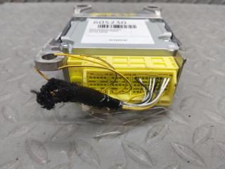 Блок управления airbag TOYOTA NOAH ZRR80 3ZR-FAE 89170-28440 3 ракурс