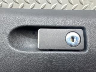 Бардачок MERCEDES-BENZ C-CLASS W204 A2046803291 2 ракурс