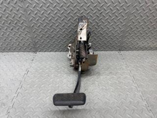 Педаль тормоза TOYOTA NOAH ZRR80 3ZR-FAE 3 ракурс