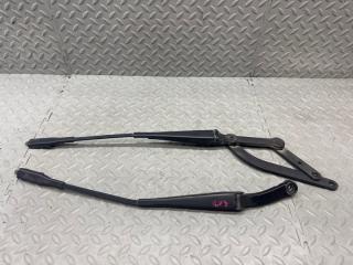 Щетка стеклоочистителя MERCEDES-BENZ SLK-CLASS R171 M272 E35 (272.963) A1718200540 1 ракурс