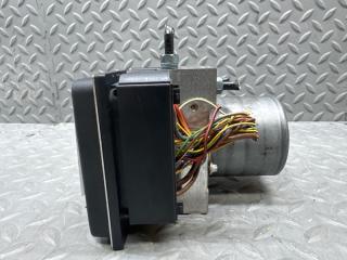 Блок abs BMW X1 E84 N46B20BD 34516851312 3 ракурс