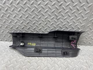 Накладка на порог задняя MAZDA VERISA DC5W ZY-VE D46168741, D46168731 5 ракурс Накладка на порог задняя MAZDA VERISA DC5W ZY-VE D46168741, D46168731 5 ракурс