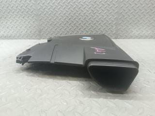 Воздухозаборник BMW X1 E84 N46B20BD 7560918 3 ракурс Воздухозаборник BMW X1 E84 N46B20BD 7560918 3 ракурс