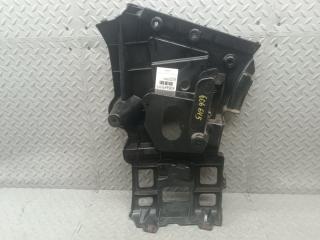 Крепеж бампера левый задний BMW X1 E84 N46B20BD 51122991779 4 ракурс