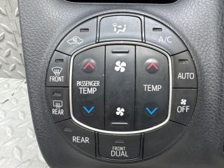 Климат-контроль TOYOTA NOAH ZRR80 3ZR-FAE 55452-28080 2 ракурс