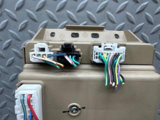 Блок предохранителей SUBARU OUTBACK BS9 FB25ASYHAA 82201AL001 5 ракурс
