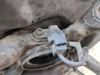 Ступица правая передняя TOYOTA HILUX SURF KDN215 1KD-FTV 5 ракурс