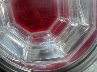 Стоп-сигнал левый задний TOYOTA PIXIS JOY LA250A KF-VE4 20519 2 ракурс