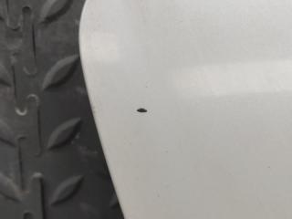 Лючок бензобака NISSAN LEAF AZE0 EM57 3 ракурс
