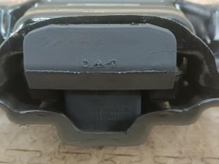Подушка двигателя левая передняя VOLKSWAGEN GOLF VARIANT 5G5 CHP 5Q0199555BG 3 ракурс