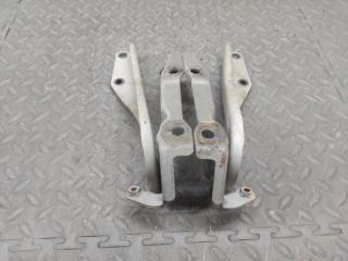 Петля капота SUBARU EXIGA YA4 EJ204 2 ракурс Петля капота SUBARU EXIGA YA4 EJ204 2 ракурс