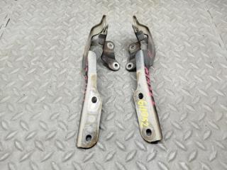Петля капота SUZUKI WAGON R MH23S K6A 1 ракурс