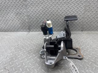 Педаль тормоза VOLVO S60 FS48 B4164T 31302351 5 ракурс