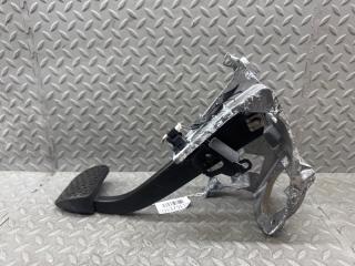 Педаль тормоза BMW X1 E84 N46B20BD 42322503 1 ракурс Педаль тормоза BMW X1 E84 N46B20BD 42322503 1 ракурс