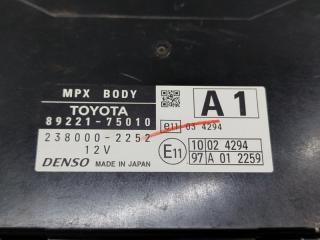 Блок предохранителей TOYOTA SAI AZK10 2AZ-FXE 89221-75010 5 ракурс