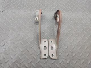 Петля капота NISSAN MOCO MG22S 1 ракурс