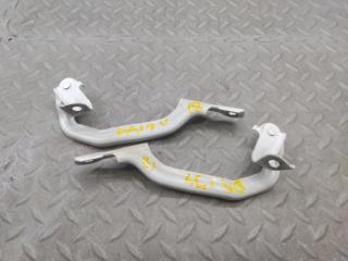 Петля капота SUZUKI EVERY DA17V 3 ракурс
