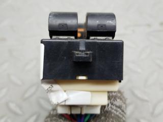 Блок упр. стеклоподьемниками правый передний TOYOTA BB QNC21 84820-B1050 4 ракурс