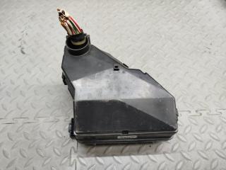 Блок предохранителей HONDA STREAM RN8 R20A 2 ракурс