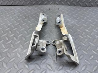 Петля капота SUZUKI WAGON R MH23S 2 ракурс